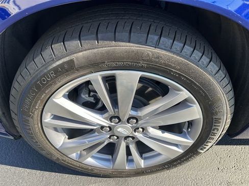 Used 2024 Cadillac XT6 Premium Luxury w/ LPO, Floor Liner Package image 24