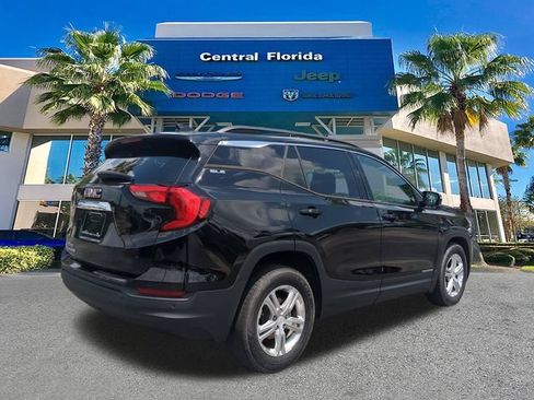 Used 2020 GMC Terrain SLE w/ Driver Convenience Package FWD image 5