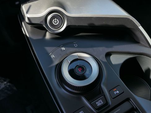 New 2025 Kia EV6 Wind image 18