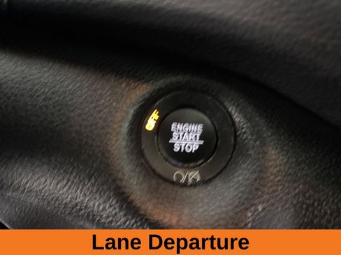 Used 2022 Jeep Cherokee Limited image 16