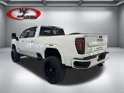 New 2026 GMC Sierra 2500 AT4 w/ AT4 Premium Plus Package AWD/4WD image 9