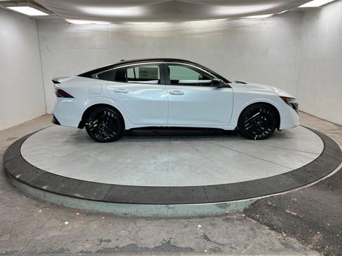 New 2026 Nissan Sentra SR image 6