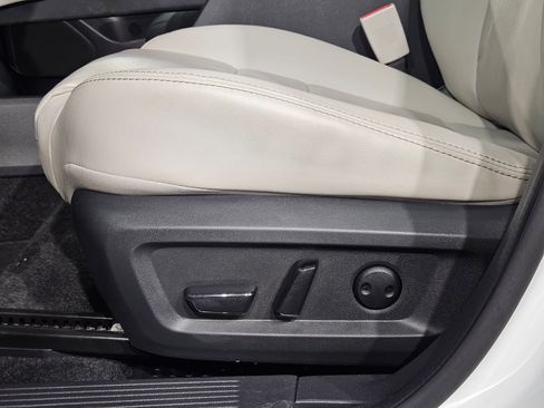 Used 2023 Nissan Rogue SL image 23