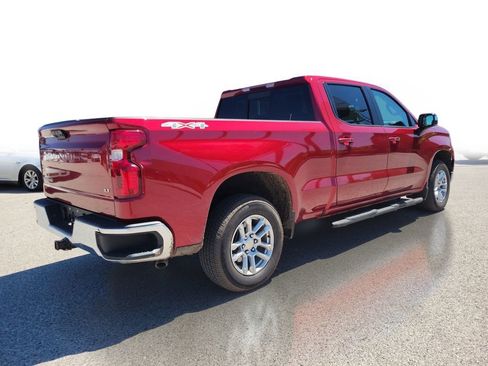 Used 2023 Chevrolet Silverado 1500 LT w/ Convenience Package II AWD/4WD image 4
