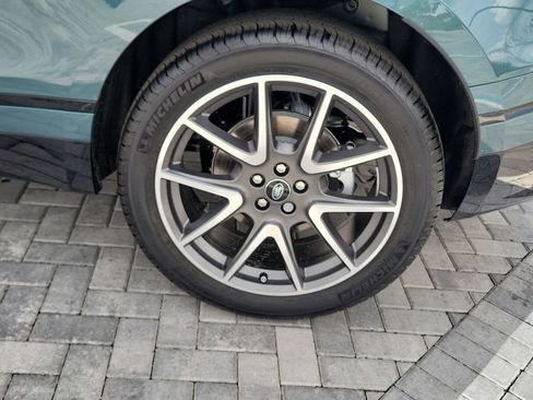 New 2026 Land Rover Range Rover Velar Dynamic SE image 14