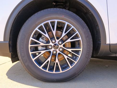 New 2025 Ford Escape SE image 34