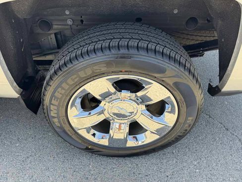 Used 2018 Chevrolet Silverado 1500 LTZ w/ Sport Package AWD/4WD image 40
