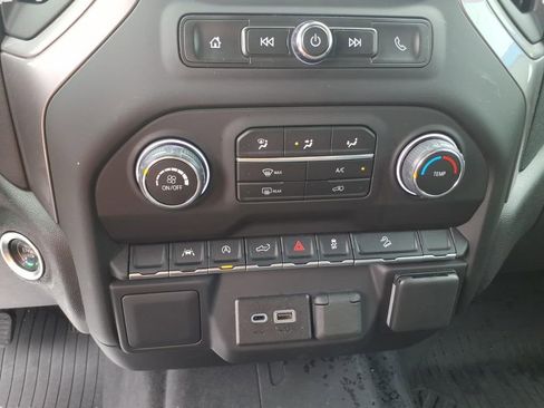 Used 2022 Chevrolet Silverado 1500 Custom Trail Boss image 23