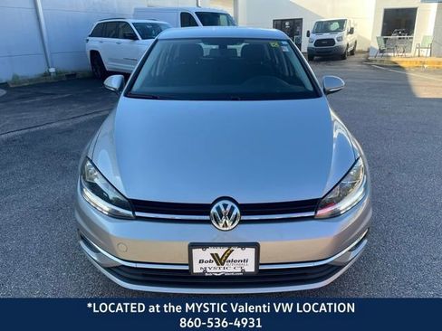 Used 2019 Volkswagen Golf S image 3