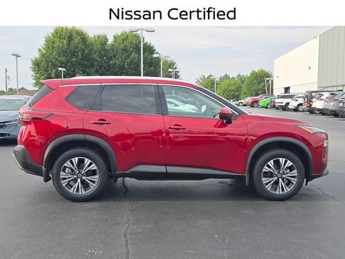Certified 2021 Nissan Rogue SV w/ Premium Package FWD image 2