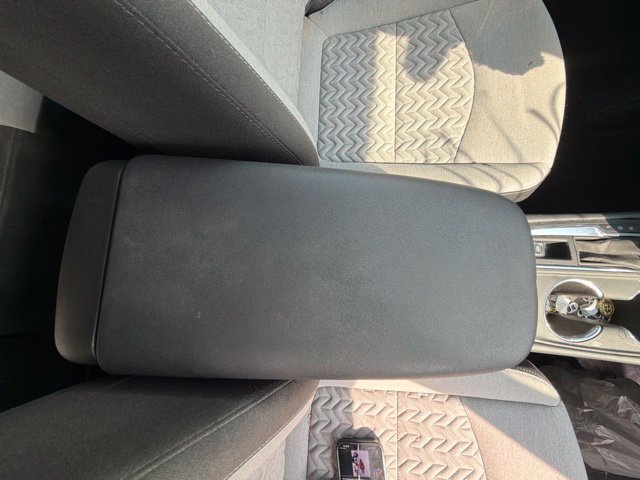 Used 2024 Chevrolet Equinox LT FWD image 23