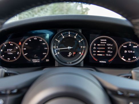 Certified 2021 Porsche 911 Carrera S image 31