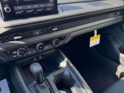 New 2026 Honda Accord SE image 23