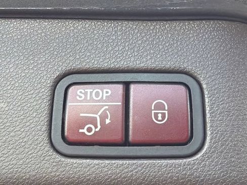 Used 2017 Mercedes-Benz GLE 350 image 19