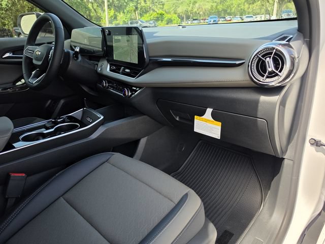 New 2027 Chevrolet Equinox LT w/ Convenience Package II FWD image 14