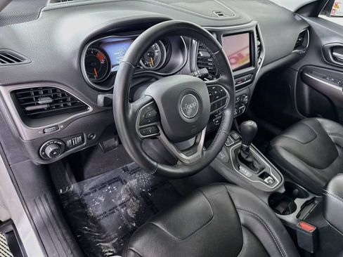 Used 2021 Jeep Cherokee Latitude Lux w/ Sun & Sound Group AWD/4WD image 20