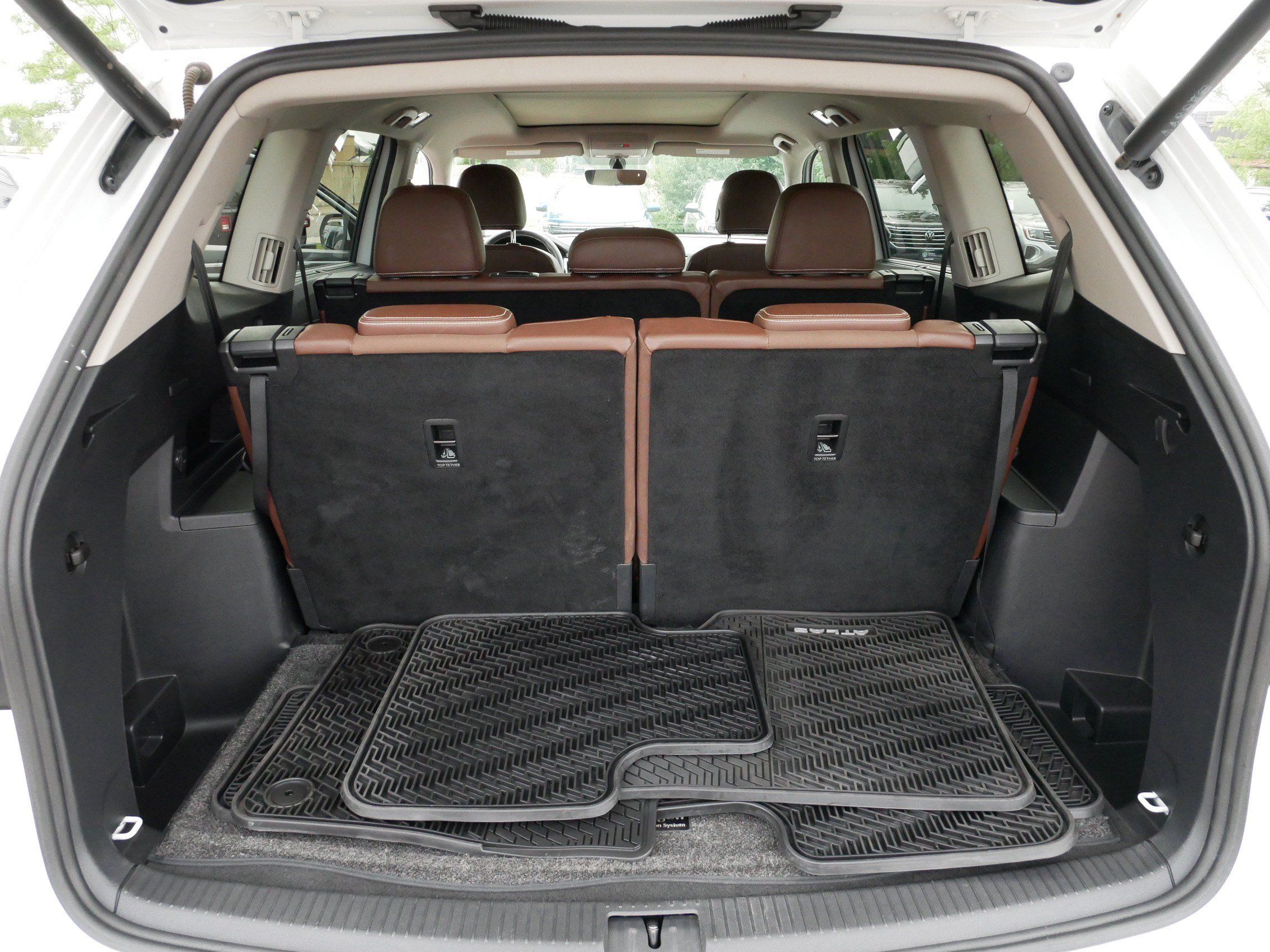 Certified 2023 Volkswagen Atlas SE w/ Panoramic Sunroof Package AWD/4WD image 18