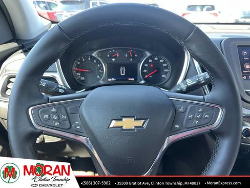 Certified 2024 Chevrolet Equinox LT FWD image 18