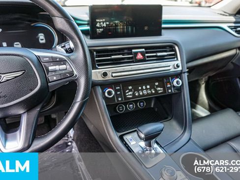 Used 2025 Genesis G70 2.5T AWD/4WD image 32