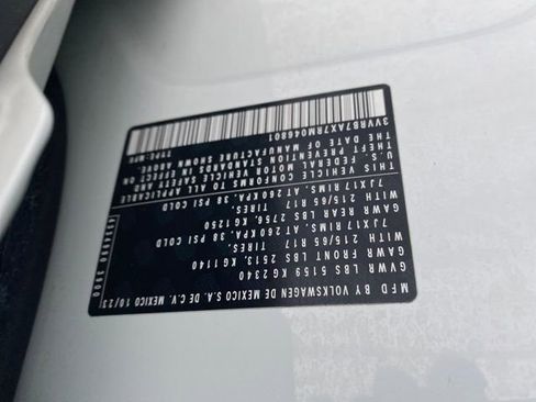 Used 2024 Volkswagen Tiguan S image 25