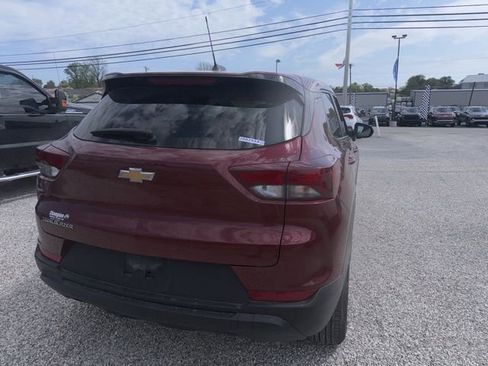 Used 2024 Chevrolet TrailBlazer LS w/ LS Convenience Package image 10