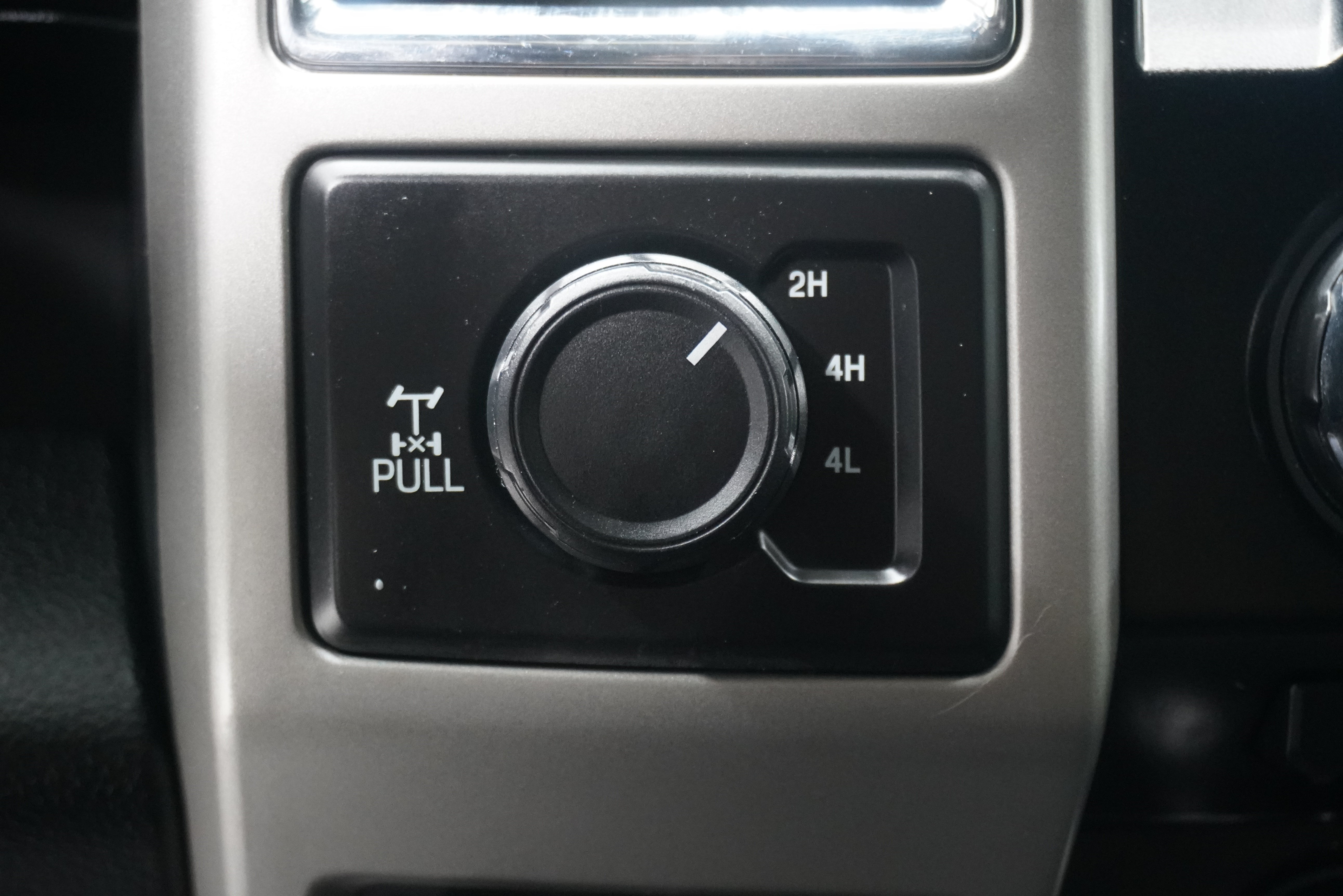 Used 2017 Ford F350 Lariat AWD/4WD image 25