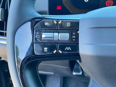 New 2026 Kia Sorento LX FWD image 14