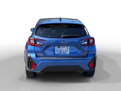 Used 2025 Subaru Crosstrek 2.0i AWD/4WD image 4