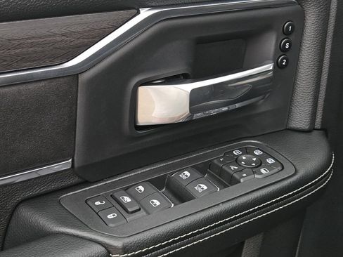 New 2026 RAM 2500 Laramie w/ Night Edition AWD/4WD image 26