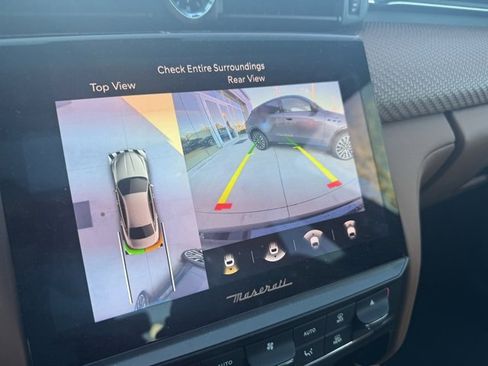 Used 2021 Maserati Quattroporte S GranLusso image 12