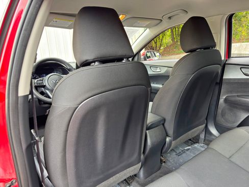 Used 2021 Kia Forte LXS FWD image 27