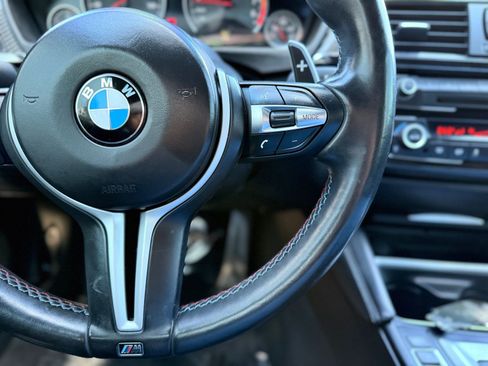 Used 2015 BMW M4 Convertible image 27