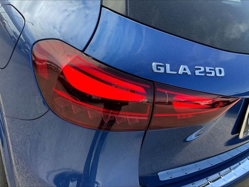 Used 2025 Mercedes-Benz GLA 250 image 7