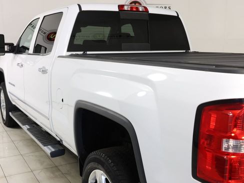Used 2019 GMC Sierra 2500 Denali w/ Duramax Plus Package AWD/4WD image 44