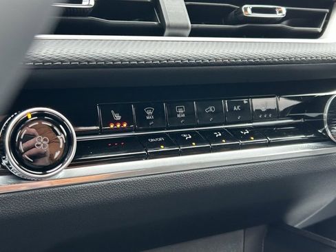 New 2026 Chevrolet Equinox LT image 37