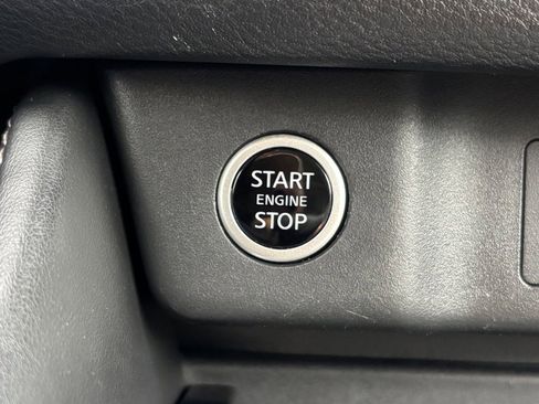 Used 2023 Nissan Rogue SL w/ SL Premium Package image 41