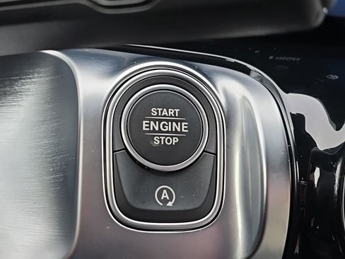 New 2025 Mercedes-Benz GLB 250 4MATIC image 20