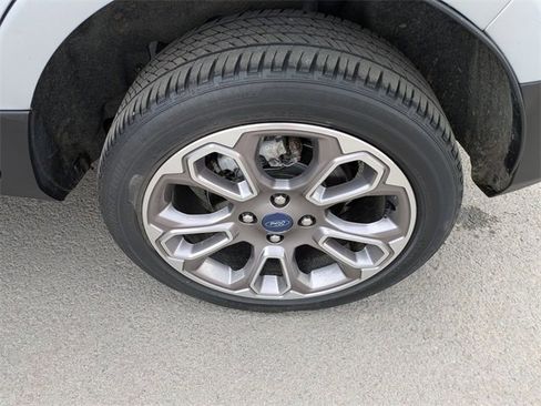 Used 2020 Ford EcoSport Titanium image 26