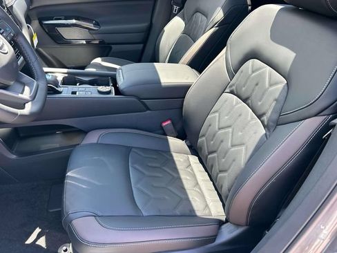 New 2026 Nissan Pathfinder Platinum AWD/4WD image 25