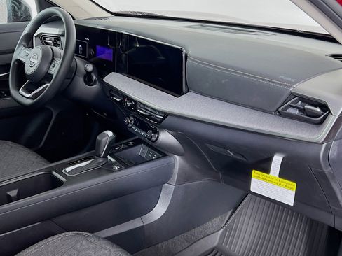 New 2026 Nissan Kicks SV FWD image 21