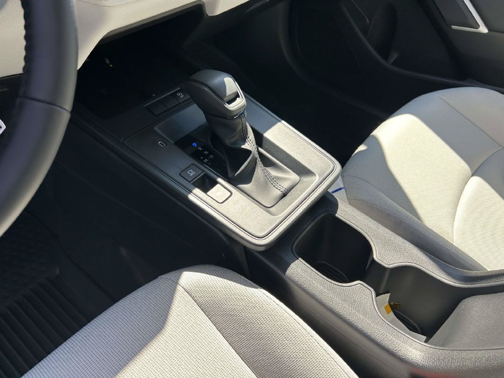 New 2026 Toyota Corolla Cross LE FWD image 18