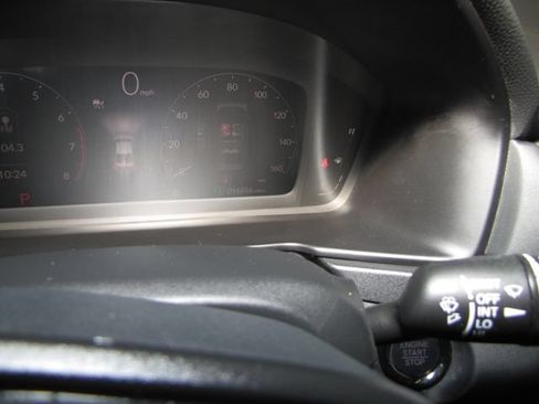 Certified 2024 Honda Accord LX image 4
