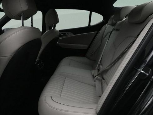 Used 2023 Genesis G70 3.3T w/ Sport Advanced Package RWD image 12