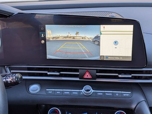 Certified 2024 Hyundai Elantra SEL w/ Convenience Package image 24