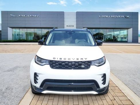 New 2026 Land Rover Discovery Dynamic SE AWD/4WD image 2