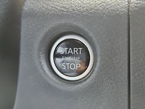 Certified 2023 Nissan Frontier SV w/ Technology Package AWD/4WD image 28