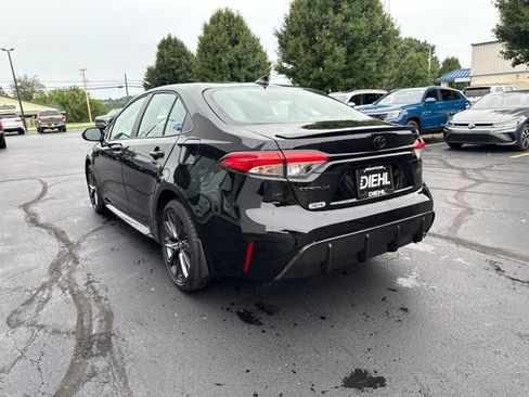 Used 2026 Toyota Corolla SE FWD image 5