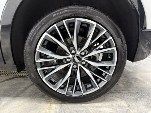 Used 2024 Cadillac XT4 Sport image 30