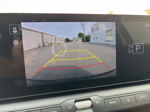 Used 2025 Kia K4 FWD image 23