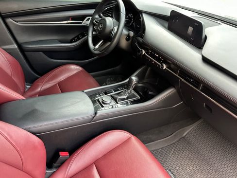 Used 2022 MAZDA MAZDA3 s FWD image 18